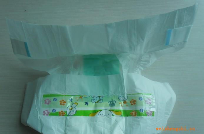 紙尿褲加工--PP貼尿褲-外貿(mào)出口